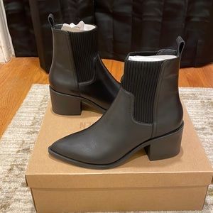Steve Madden Abriel black booties